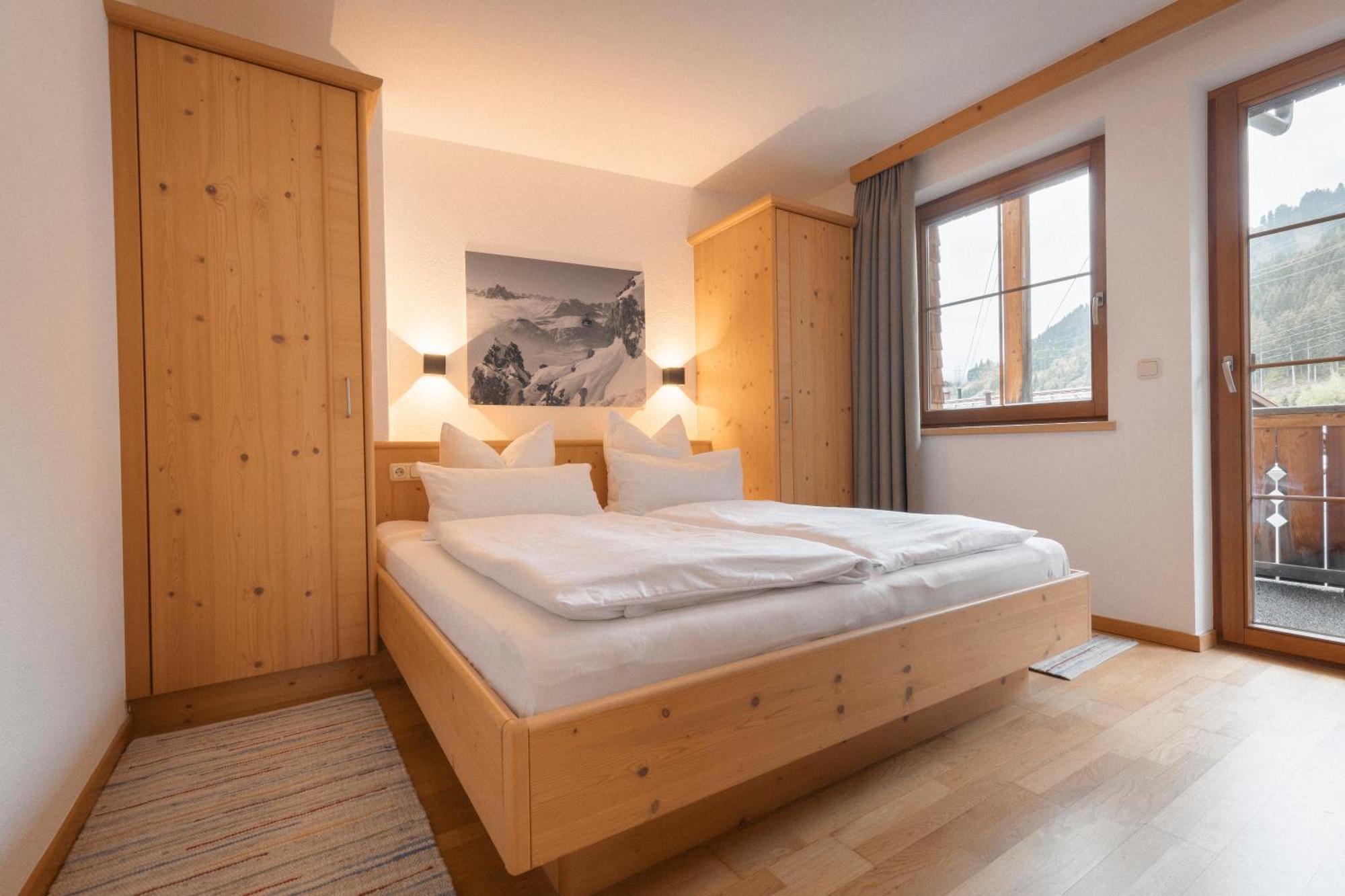 Apartments Sarlo Sankt Anton am Arlberg Exterior photo